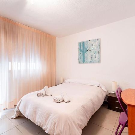 Apartamento En El Centro A Un Minuto De La Playa ベニドルム エクステリア 写真