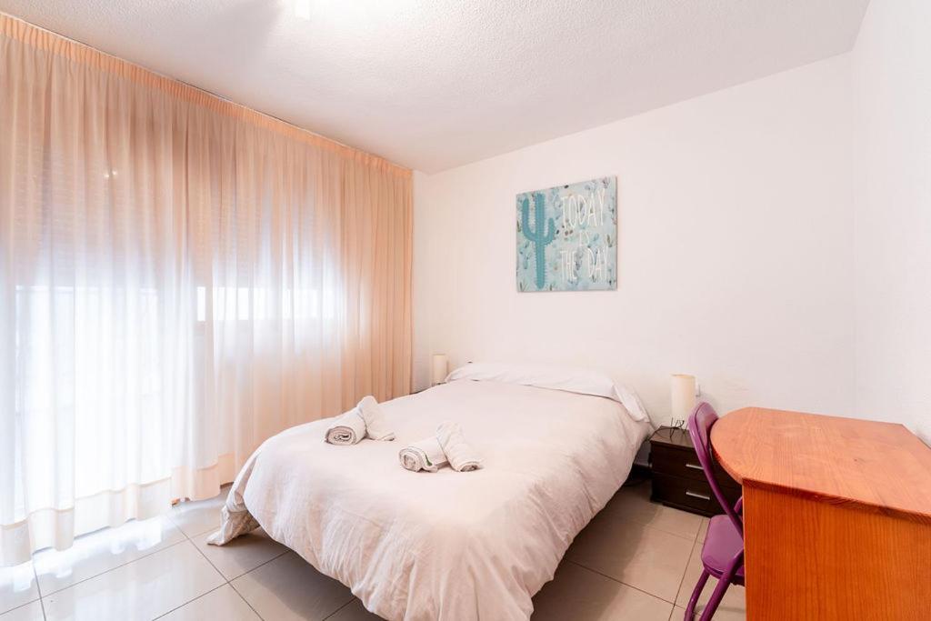 Apartamento En El Centro A Un Minuto De La Playa ベニドルム エクステリア 写真